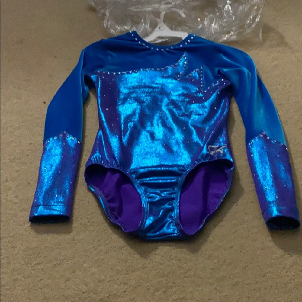 Gymnastic competitive wear